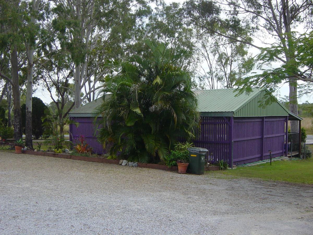Greenacres Motel / Van Park Benaraby Esterno foto