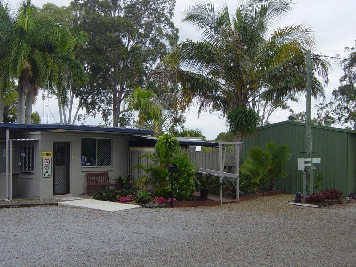 Greenacres Motel / Van Park Benaraby Esterno foto