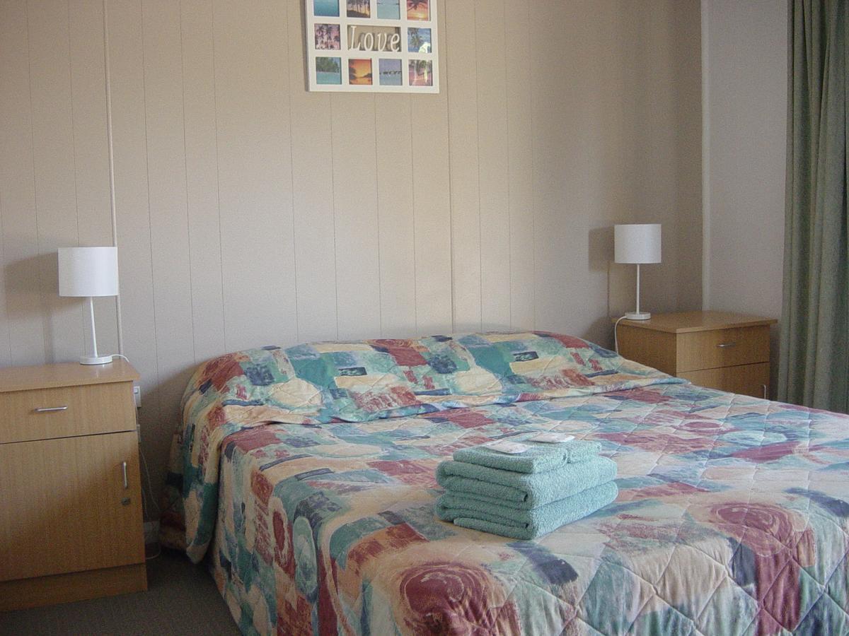 Greenacres Motel / Van Park Benaraby Esterno foto