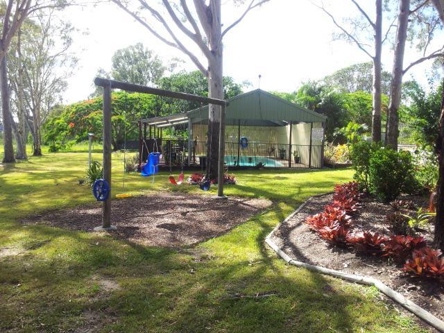 Greenacres Motel / Van Park Benaraby Esterno foto